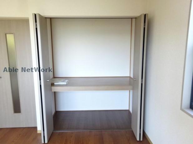 収納　同型モデル