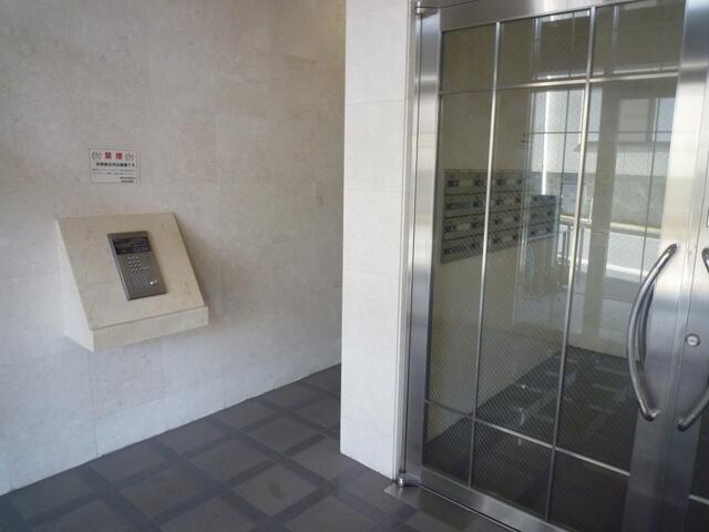 ロビー　角部屋です