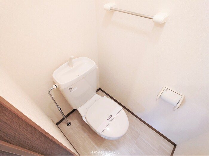 トイレ　清潔感のあるトイレです。