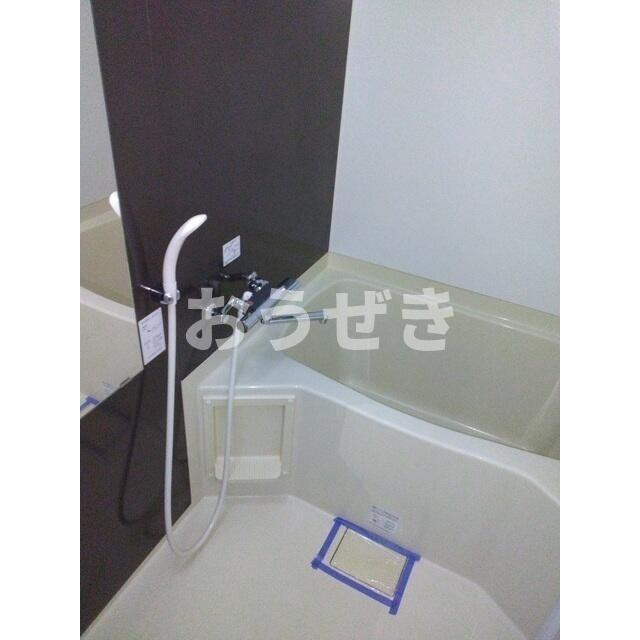 バス・シャワールーム　?