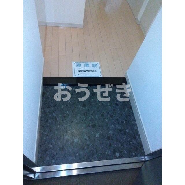 玄関　?
