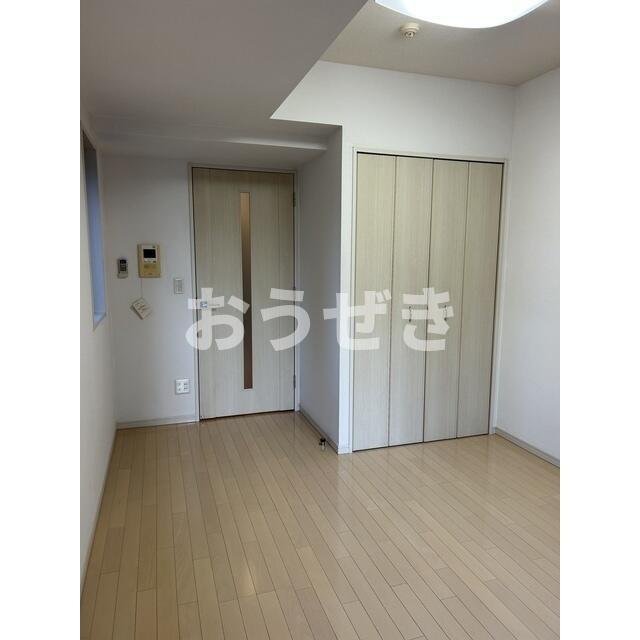 居室・リビング　?