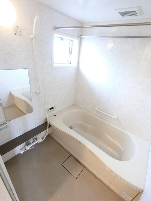 バス・シャワールーム　図面と現状に相違がある場合には現状を優先