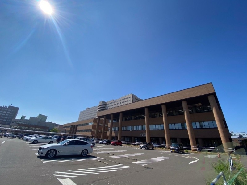 病院　国立大学法人北海道大学病院（病院）まで400m