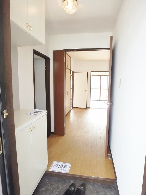 玄関　他のお部屋の参考画像です。