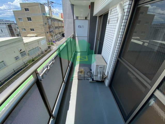 バルコニー　日当たりの良いバルコニーです！