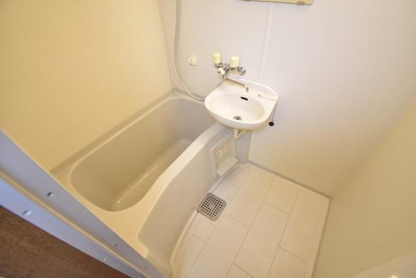 バス・シャワールーム　※同物件別室※