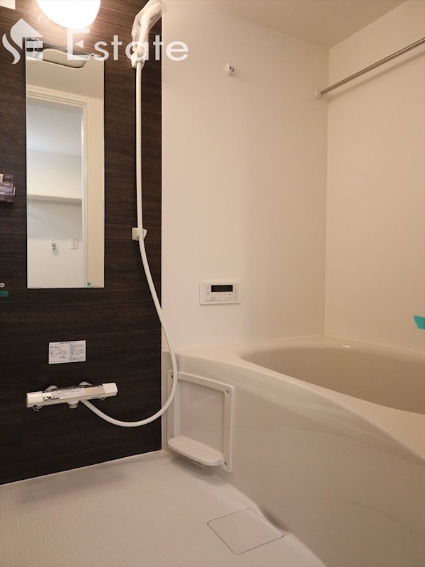 バス・シャワールーム　バスルーム★追い炊き機能付★浴室乾燥機付★鏡付