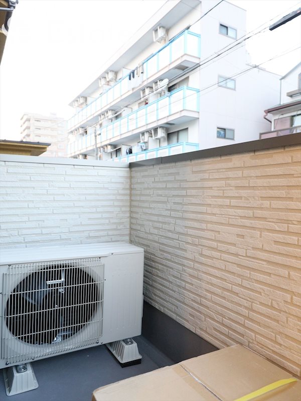 バルコニー　バルコニー