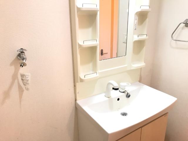 洗面設備　洗髪洗面化粧台