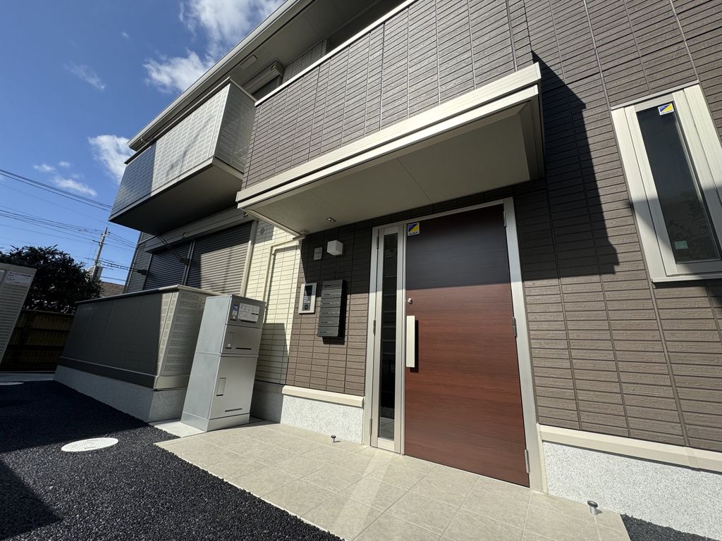 建物外観　エントランス