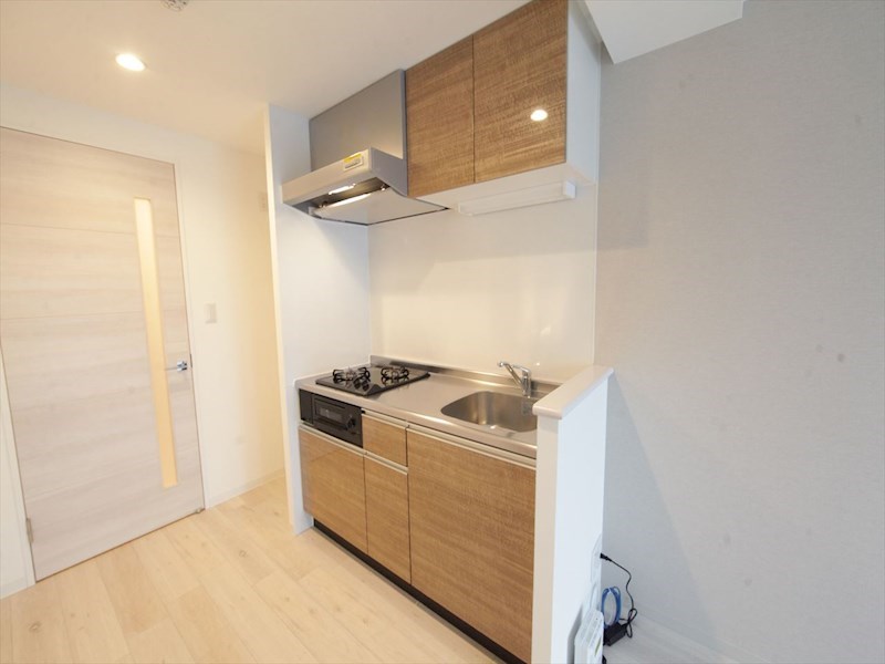 キッチン　システムキッチン（ガス2口コンログリル付）