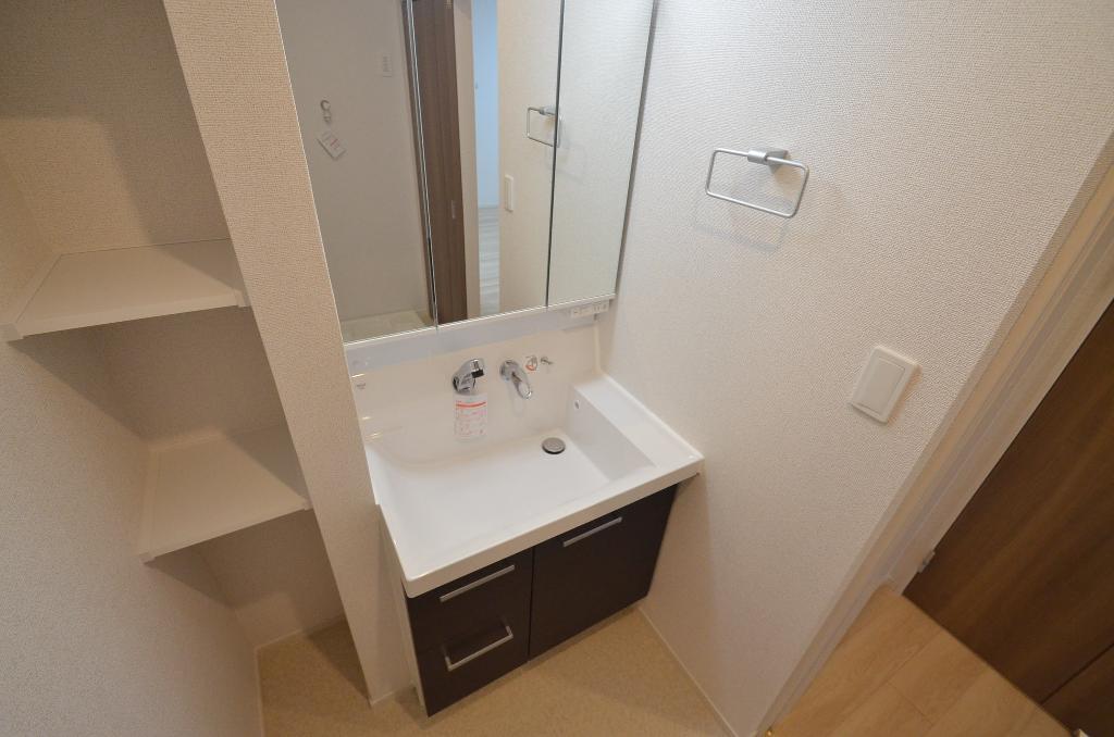 洗面設備　洗髪洗面化粧台