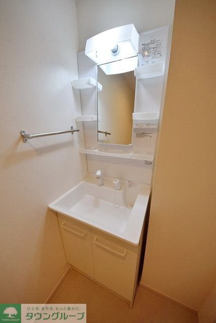 洗面設備　同タイプの写真の為、実際とは異なります