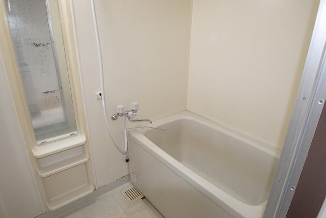 バス・シャワールーム　別のお部屋の写真です