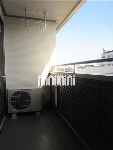 バルコニー　日が入るベランダです。