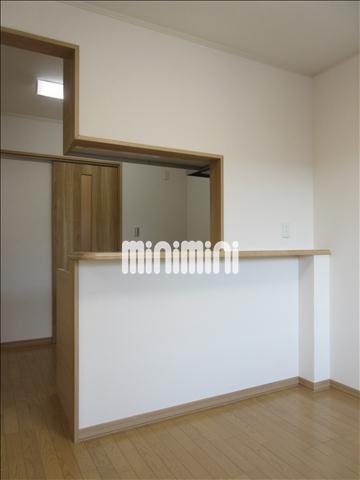 キッチン　人気のカウンターキッチンです。