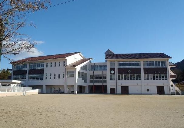 小学校　東広島市立三永小学校（小学校）まで1661m