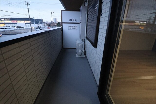 バルコニー　バルコニー