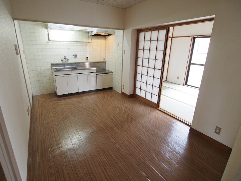 居室・リビング　同仕様写真(反転タイプ)