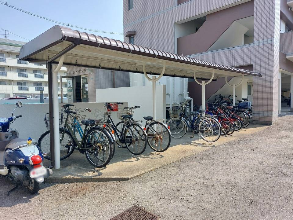 駐車場　駐輪場