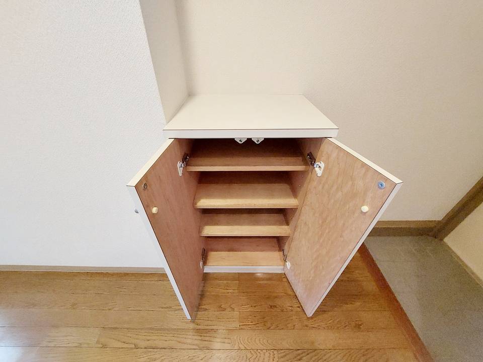 収納　シューズボックス