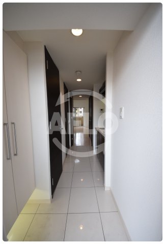 玄関　S-RESIDENCE緑橋Serio　玄関