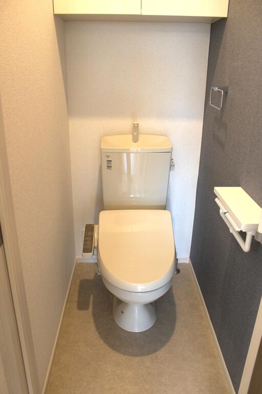 トイレ　シャワートイレ