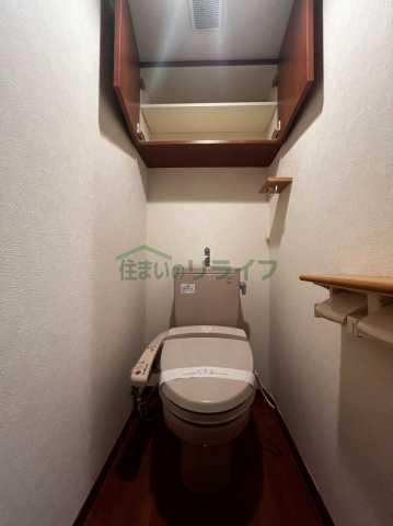 トイレ　別部屋の参考写真です