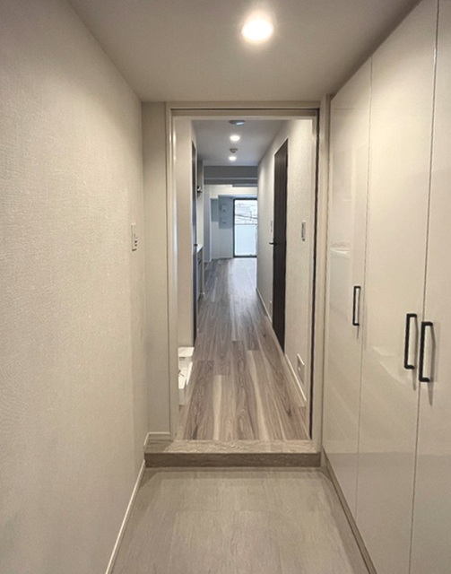 玄関　※写真は同タイプ住戸です。