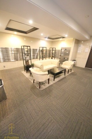 ロビー　スプランディッド難波