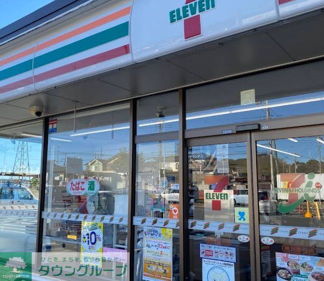 コンビニ　セブンイレブン桶川殿山店（コンビニ）まで40m