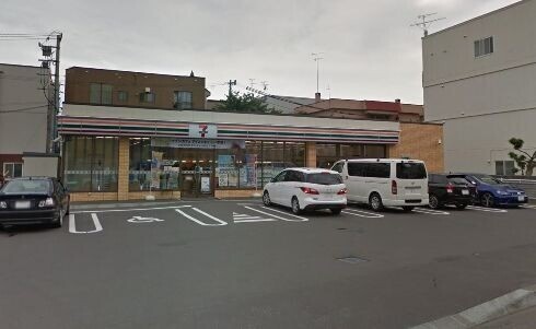 コンビニ　セブンイレブン札幌美園5条店（コンビニ）まで295m