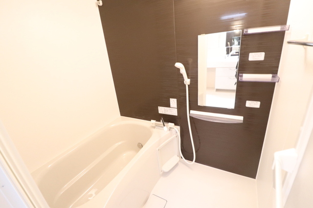 バス・シャワールーム　バスルーム
