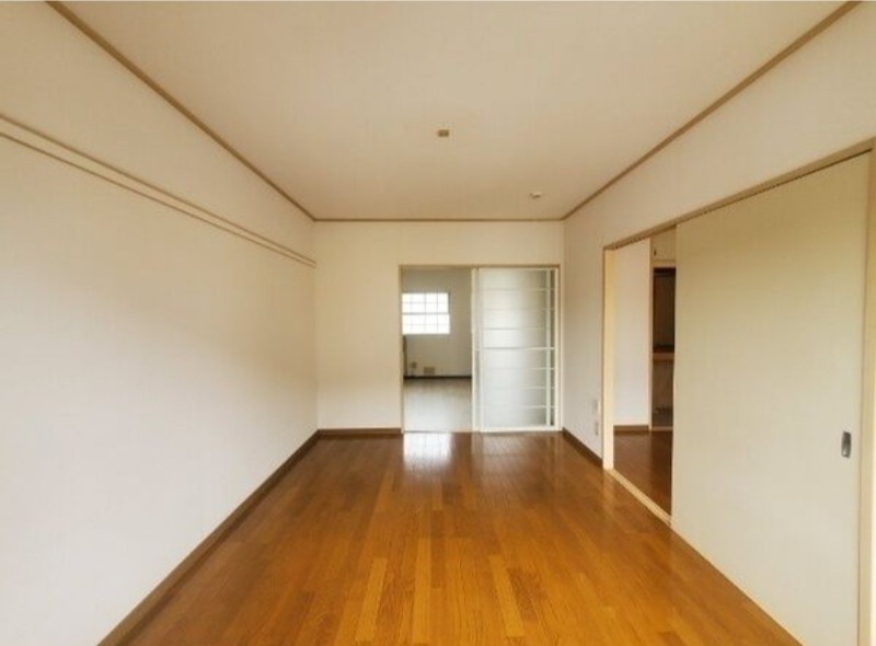 居室・リビング　図面と現状に相違がある場合には現状を優先