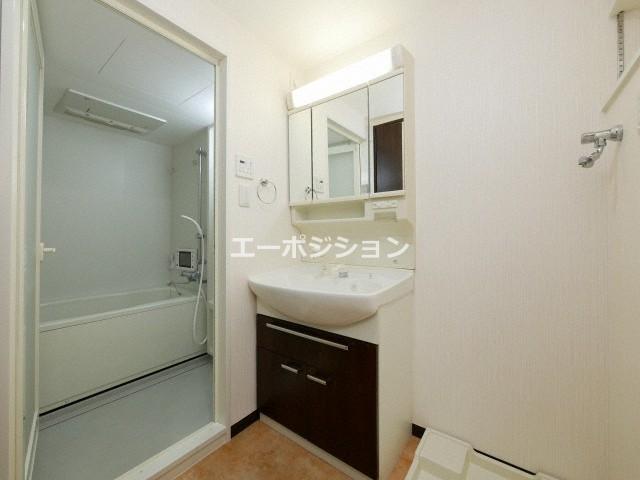 洗面設備　フレンシアノイエ難波南