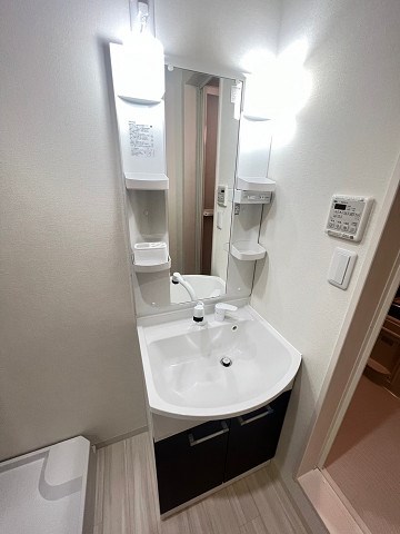 洗面設備　忙しい朝には欠かせない洗面所です