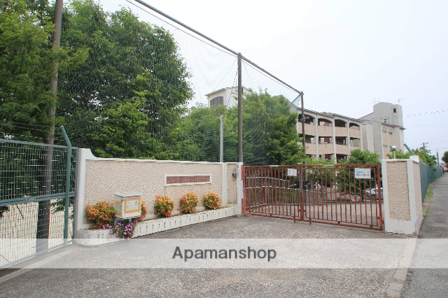 中学校　第十八中学校（中学校）まで1081m