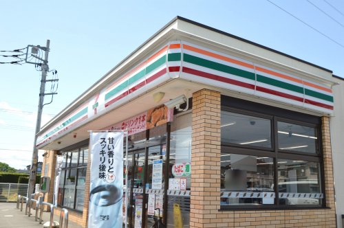 コンビニ　セブンイレブン 宇都宮鶴田三の沢店（コンビニ）まで487m