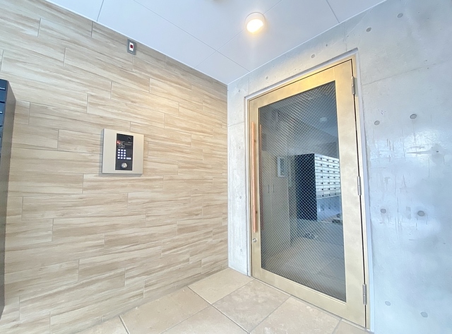 エントランス　オートロック