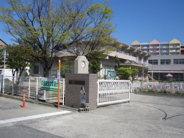幼稚園・保育園　岡山市立芳田幼稚園（幼稚園・保育園）まで818m