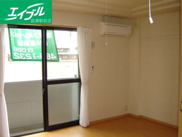 居室・リビング　洋室（イメージ）