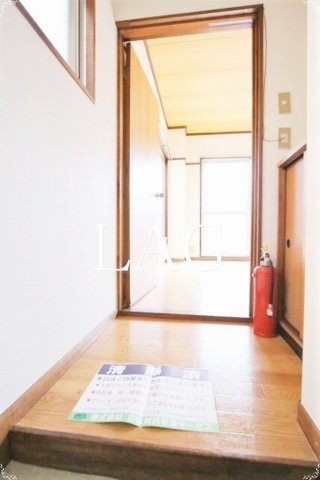 玄関　玄関です。