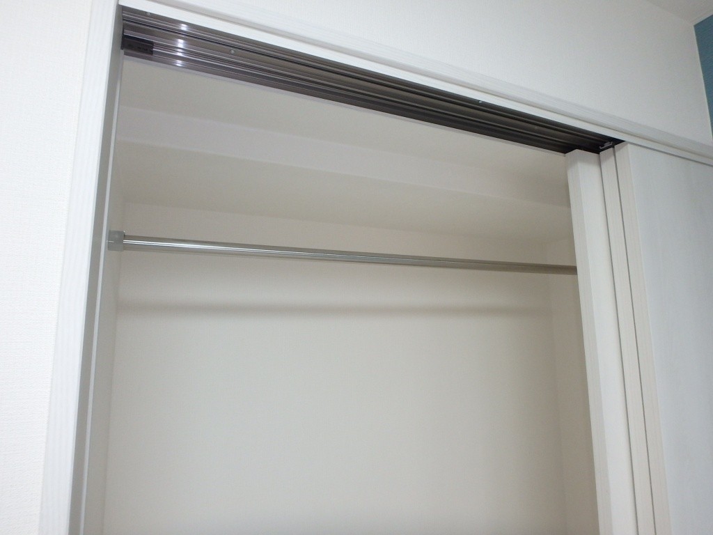 収納　クローゼットの扉は引き戸です。