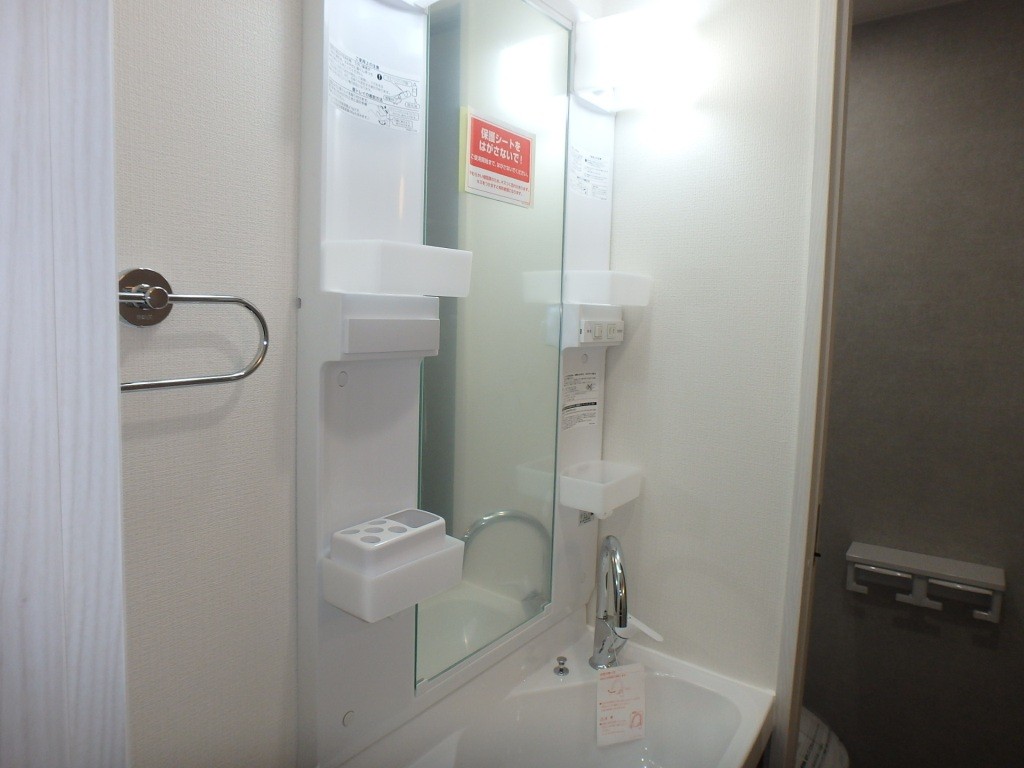 洗面設備　独立洗面化粧台です。