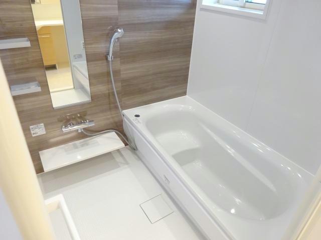 バス・シャワールーム　別部屋参考写真