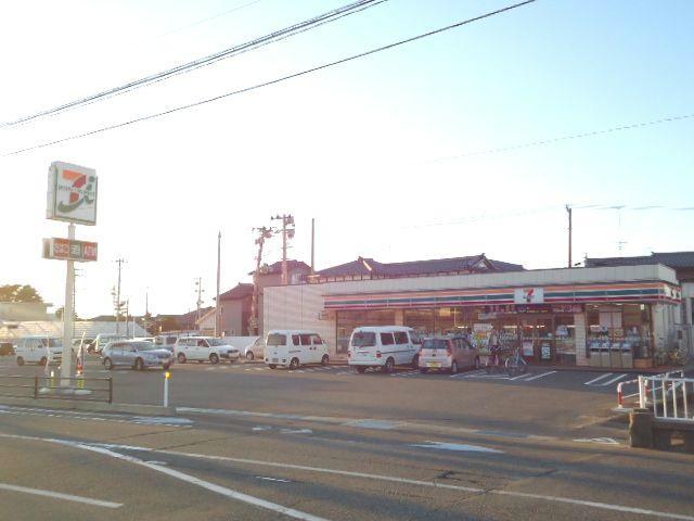 コンビニ　セブンイレブン新潟女池店（コンビニ）まで428m