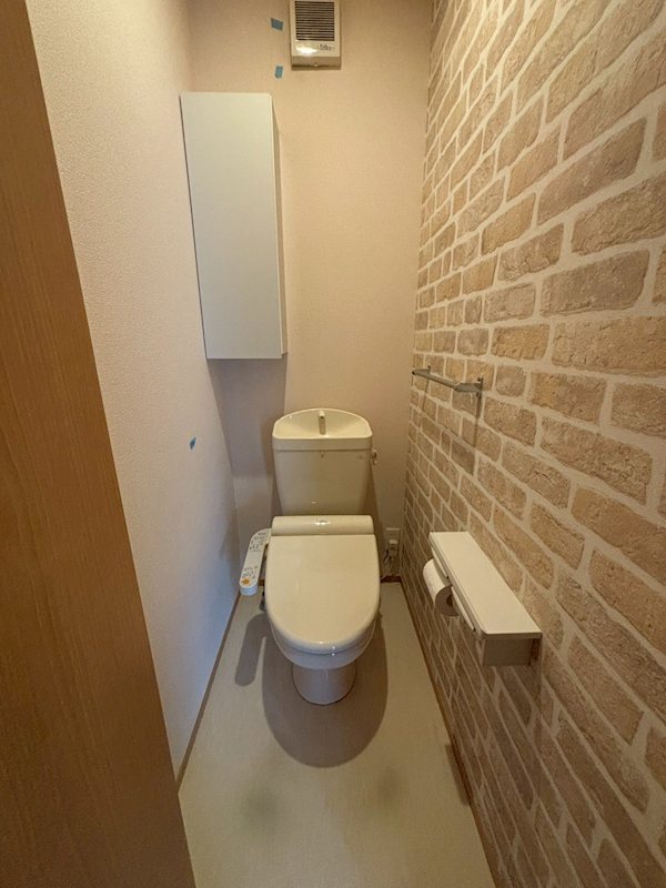 トイレ　別部屋参考写真