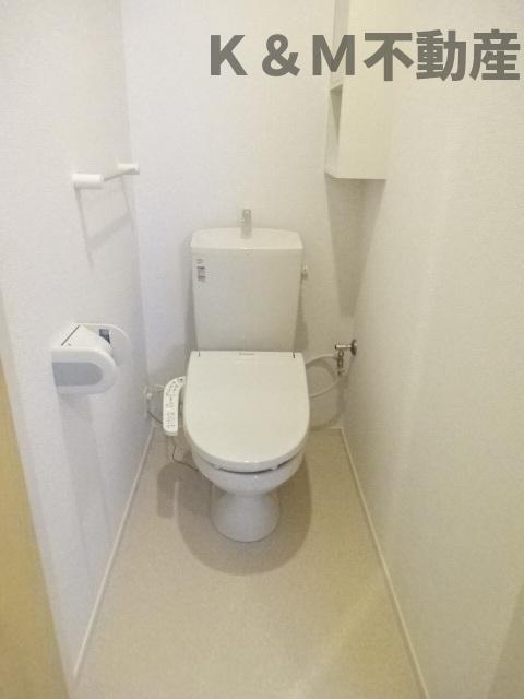 トイレ　清潔感のあるトイレです