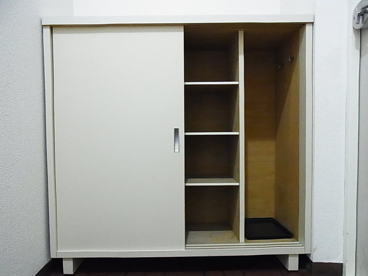 収納　シューズボックス